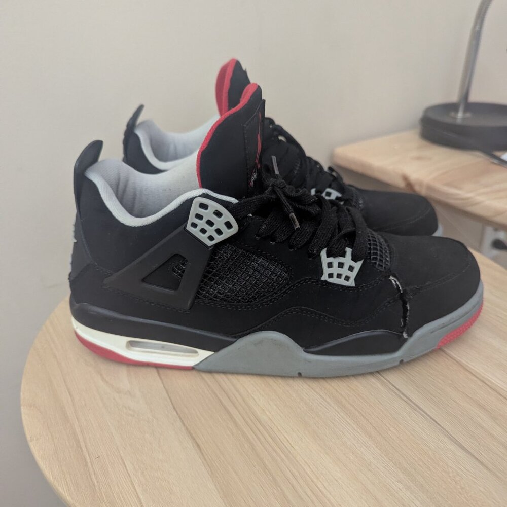 Jordan 4 Men size 10